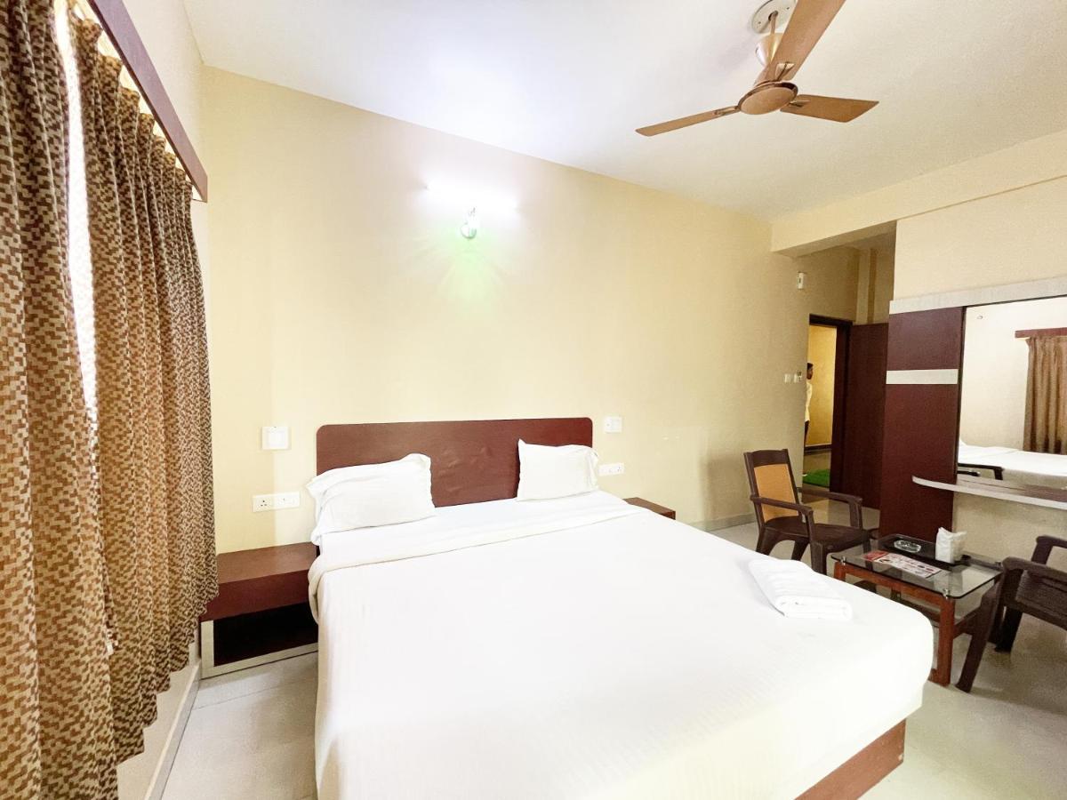 Hotel Golden Wave بوري المظهر الخارجي الصورة