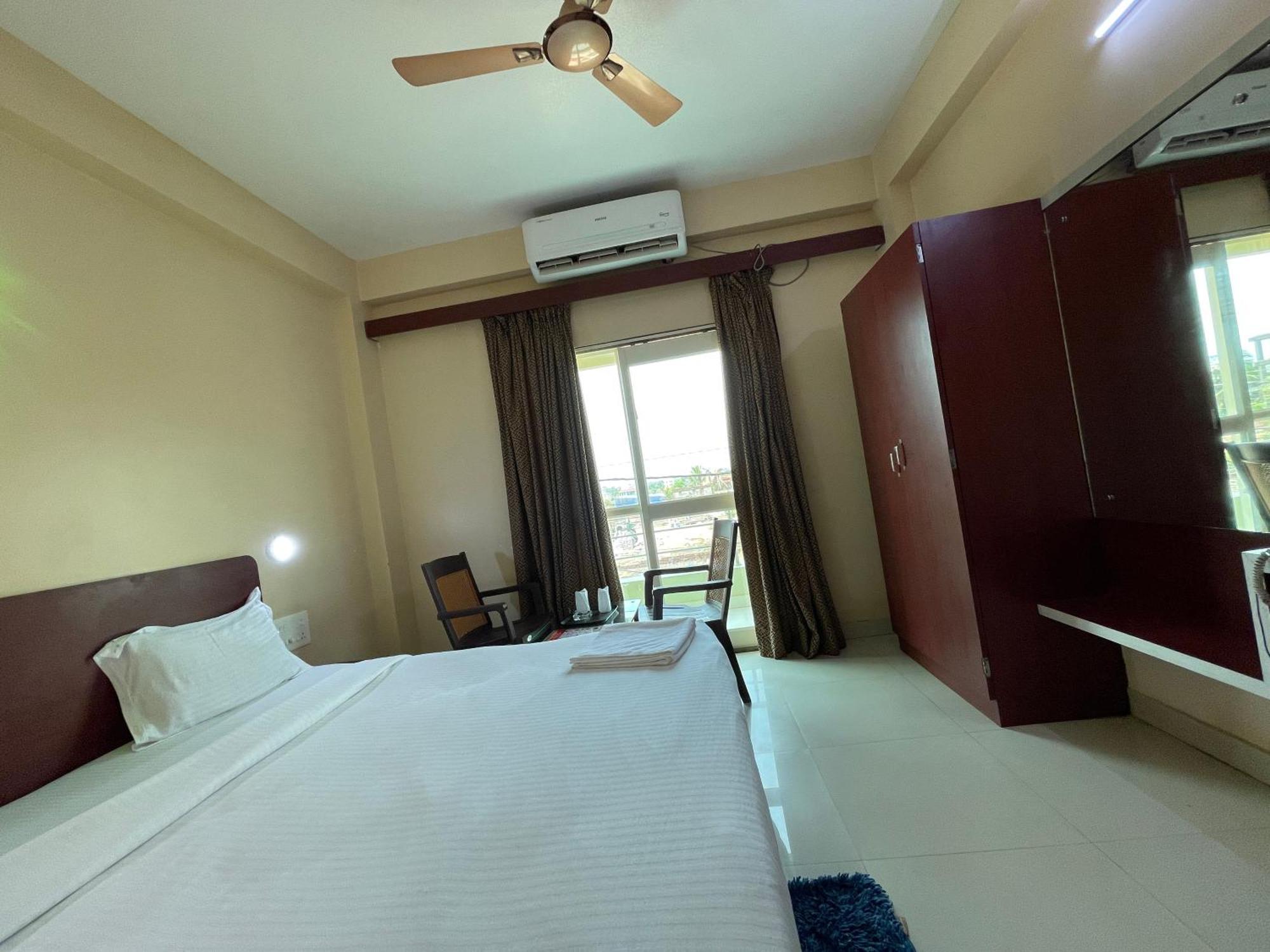 Hotel Golden Wave بوري المظهر الخارجي الصورة